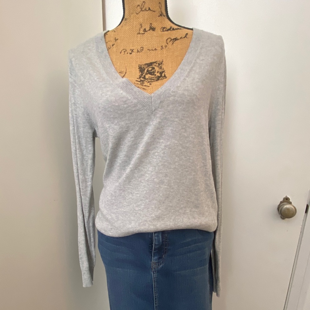 Gray V-neck sweater from gap